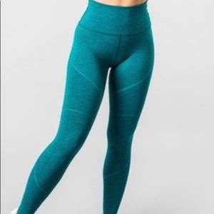 Alphalete R6 Revival Leggings